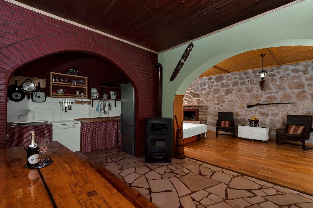 Holiday Home Duje Veliko Brdo  Exterior foto