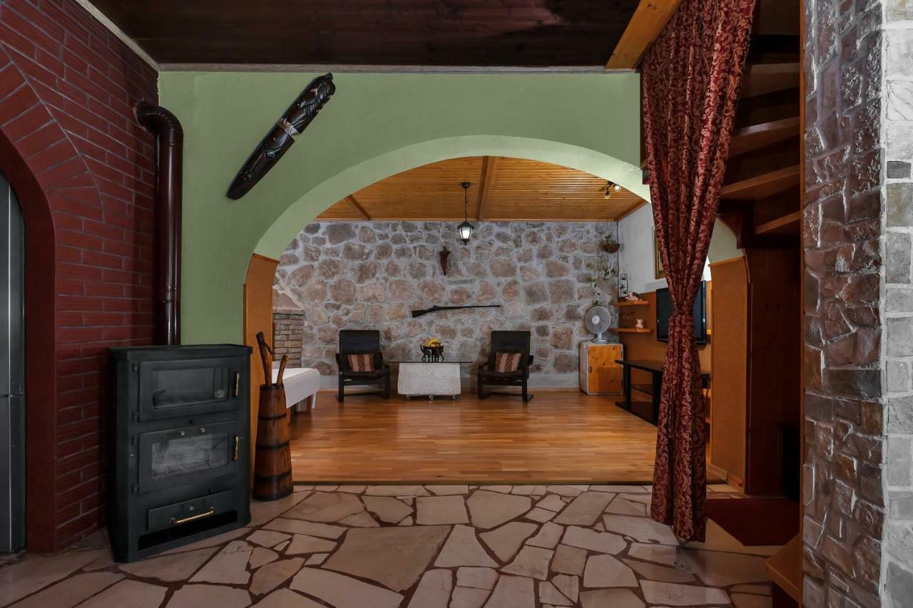 Holiday Home Duje Veliko Brdo  Exterior foto